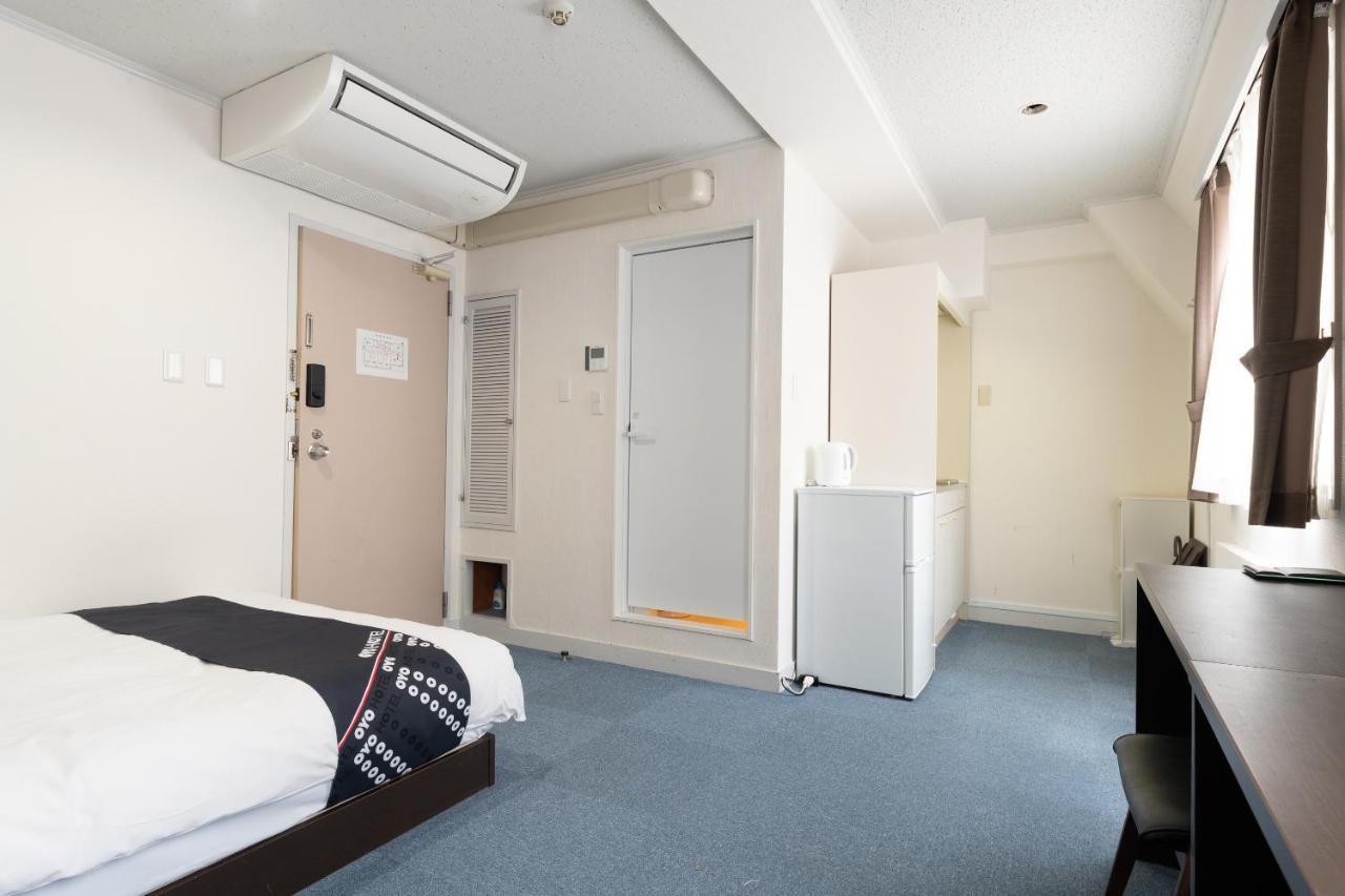 Oyo Exsaison Sugamo 4* Tokio