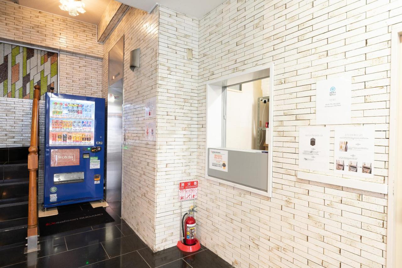 Oyo Exsaison Sugamo Hotel Tōkyō